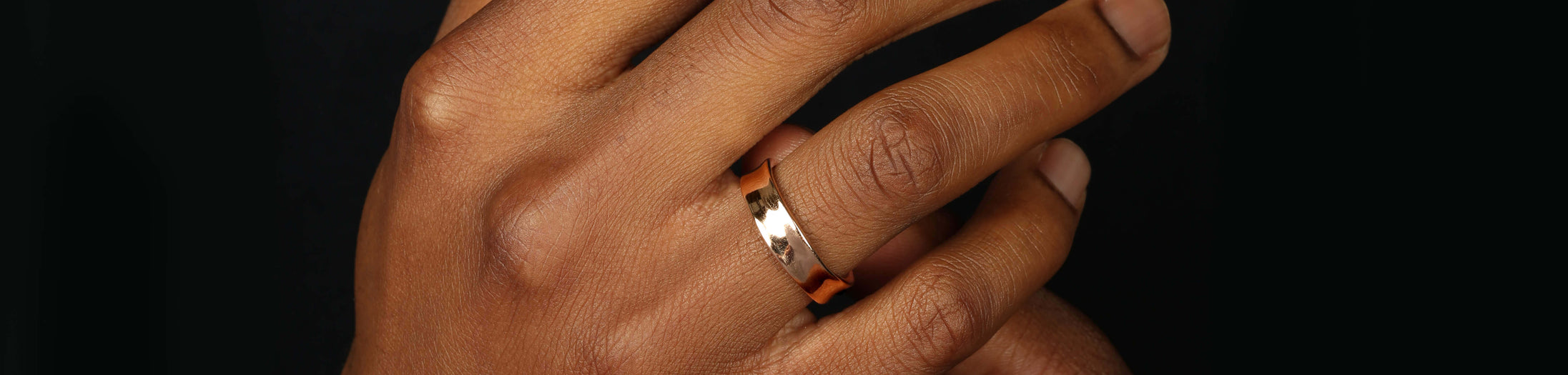 Men's wedding rings