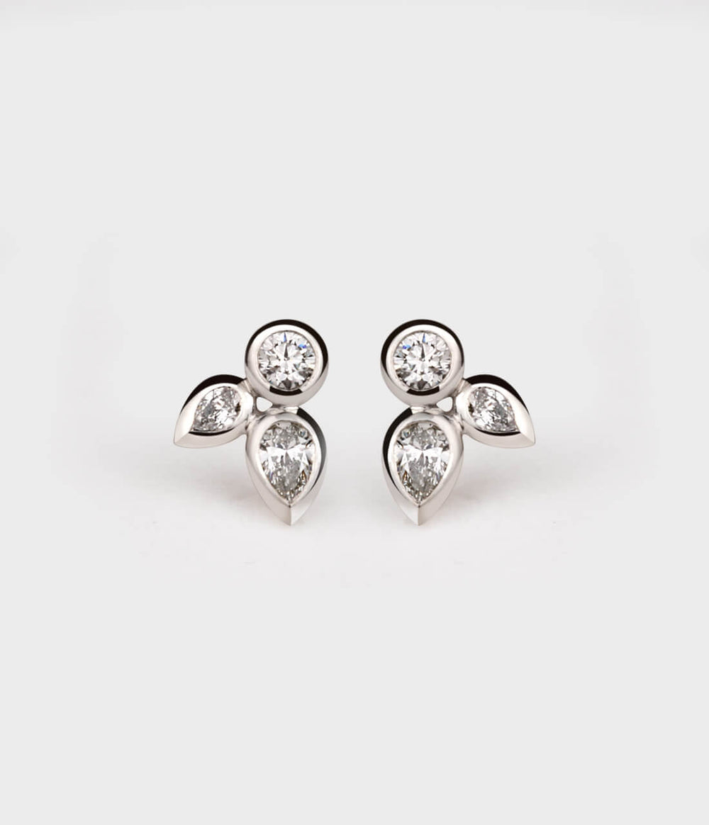 Angel Earrings / Platinum / HVS Certified Diamond / Diamonds