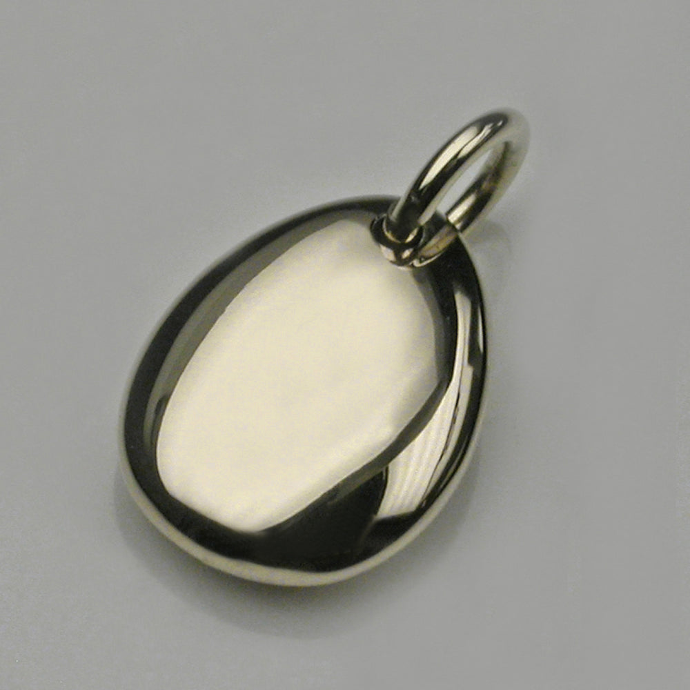 Pebble Charm in 9ct White Gold