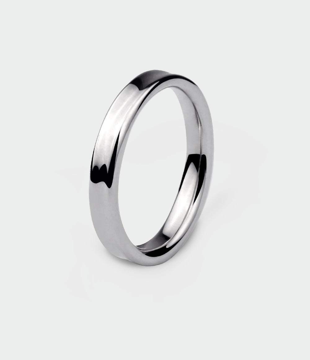 Liquid Wedding Ring in Platinum, Size H