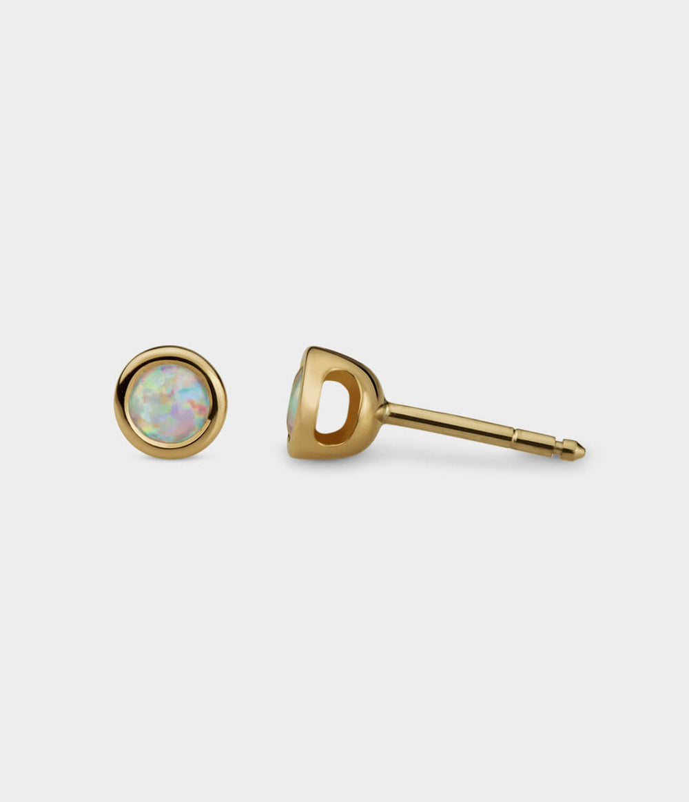 Halo Stud Earrings Medium in 9ct Yellow Gold with Opal