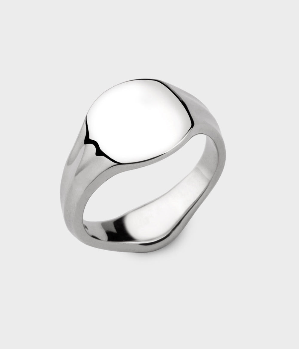Small Signet Ring in Silver, Size M