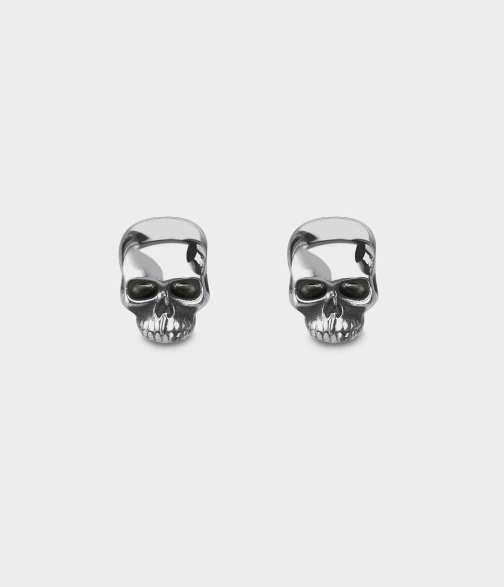 Skull Stud Earrings / Silver / No Stones
