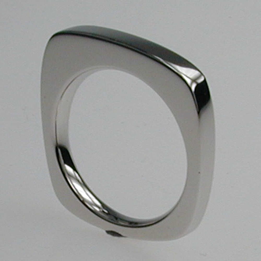 Jump Wedding Ring in Platinum Size L