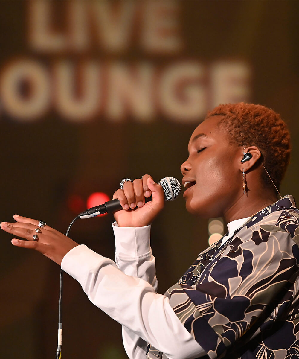 Arlo Parks BBC Live Lounge, 2020