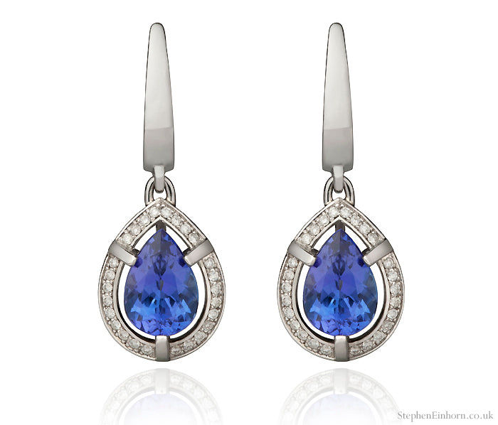 Tsarina earrings with pear-shaped tanzanites in white gold surrounded by small diamonds
