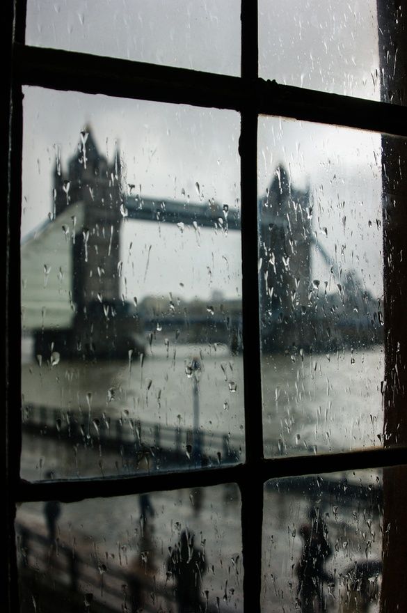 We Even Love London When It Rains!
