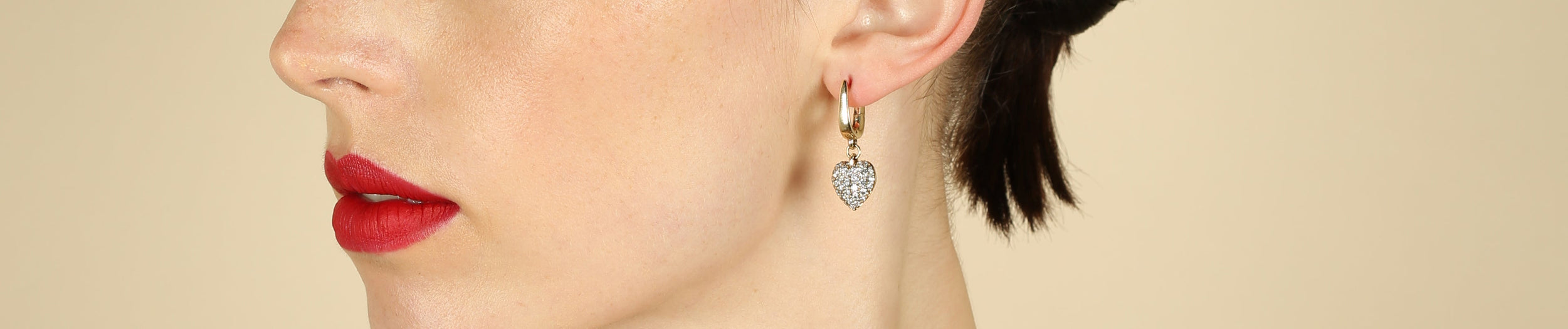 Women's earrings