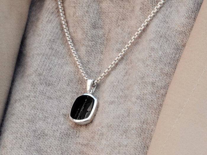 Onyx jewellery