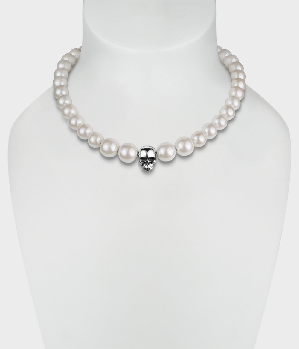 Blanche Skull & Pearl Necklace / Sterling Silver