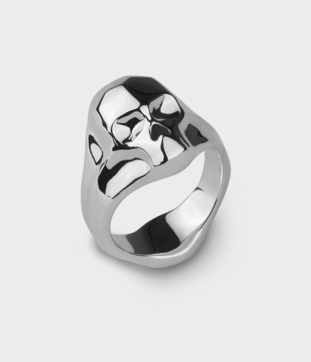 Carved Skull Ring in Silver, Size S