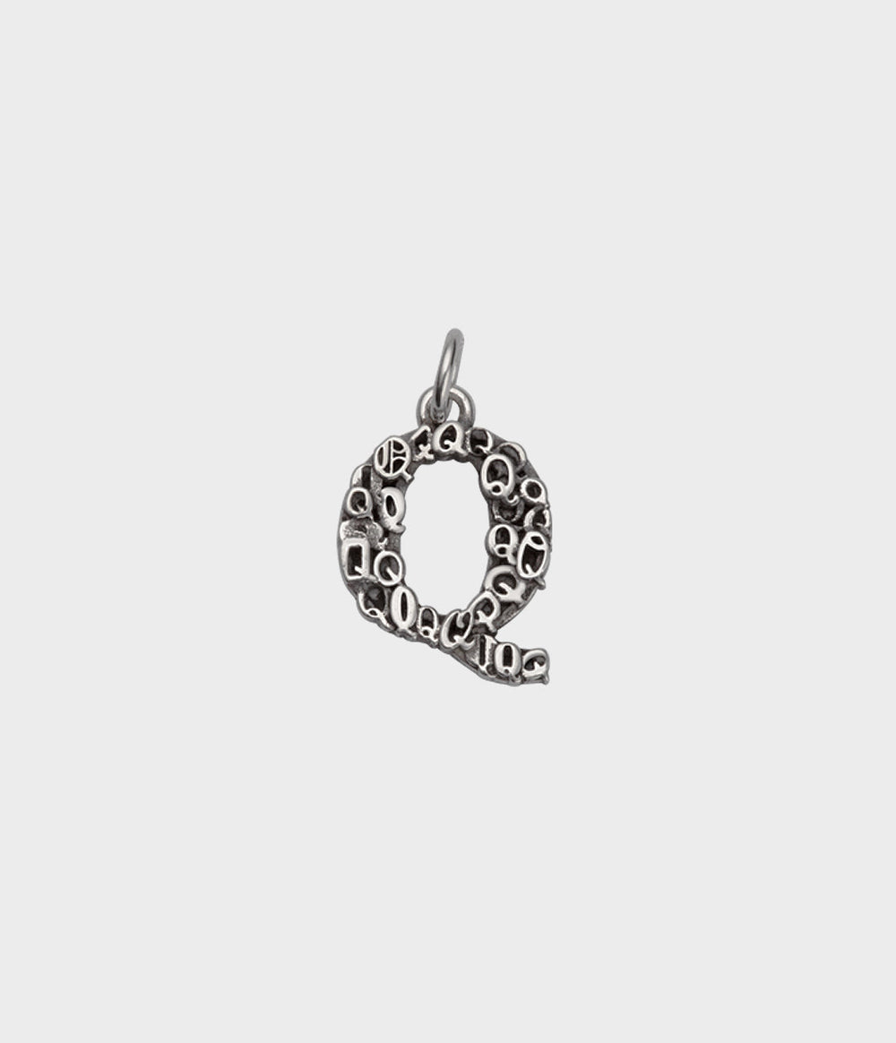 Letter Charm / Sterling Silver / Q