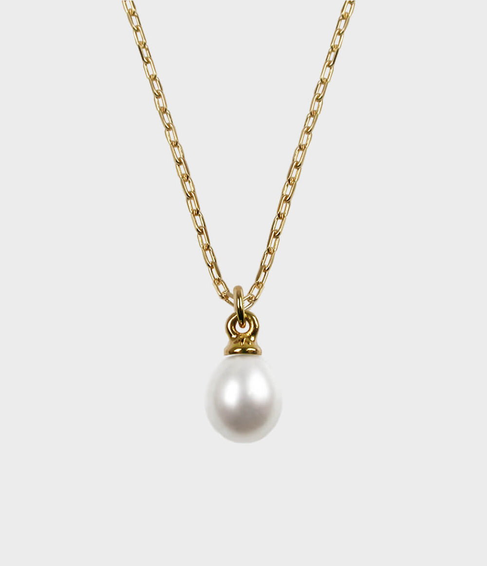 Large Vermeer Pearl Drop Necklace / 9 Carat Yellow Gold / Pear Shaped White Pearl