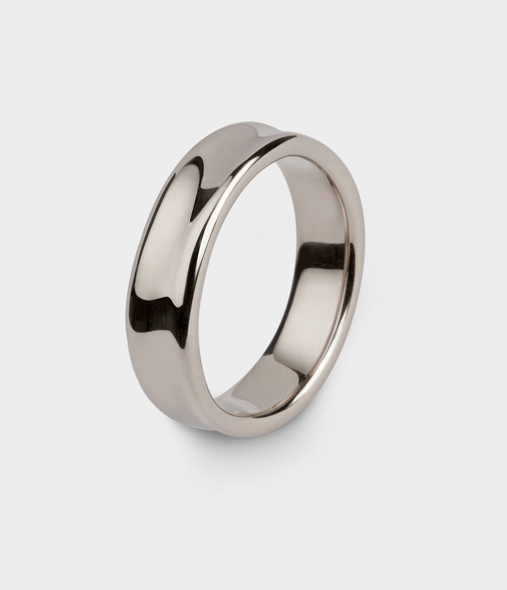 Liquid Slim Ring in Fairtrade 18ct White Gold, size R