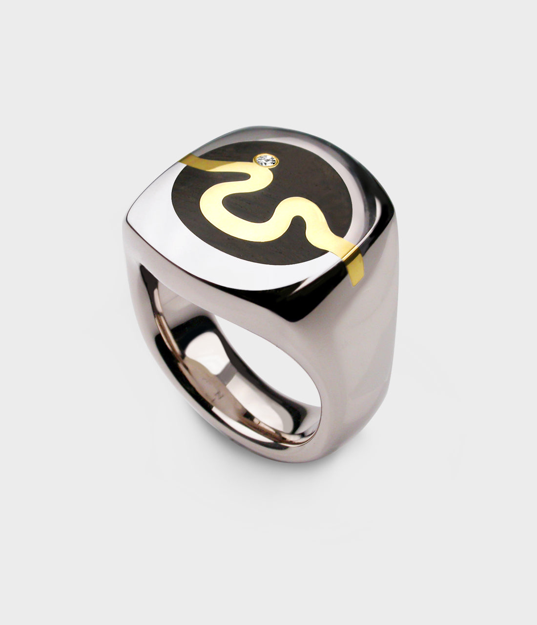 London Oak River Signet Ring with Diamond – Stephen Einhorn