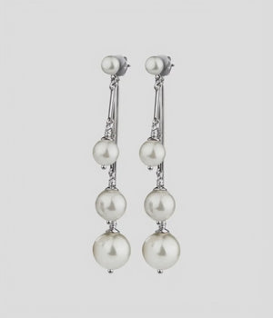 Blanche Pearl Earrings