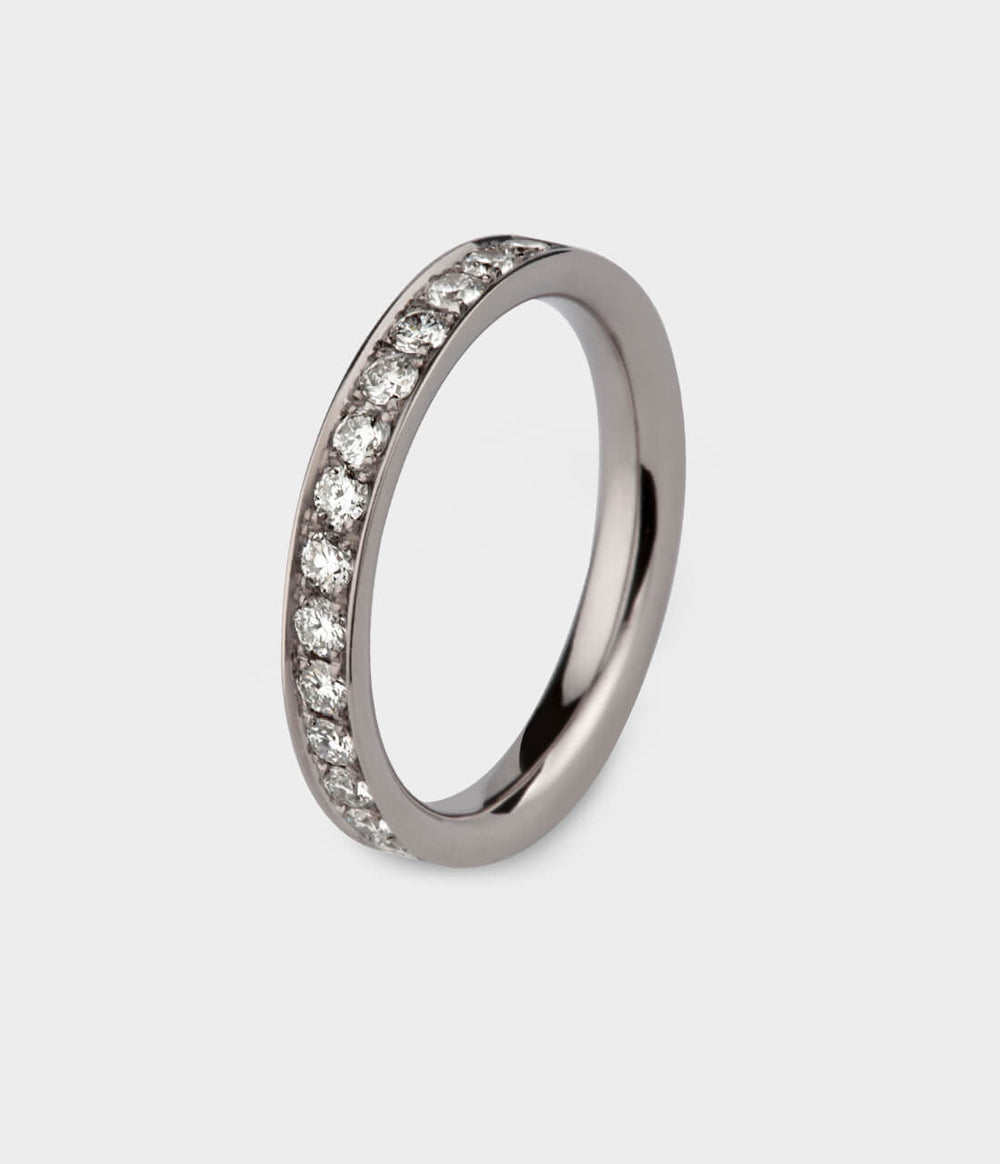 Circle of Light 1 Carat Full Eternity Ring in Platinum