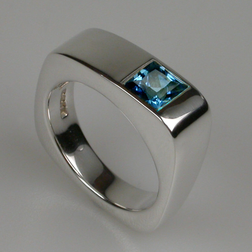 Jump 5 Ring in Silver with Blue Topaz, Size J1/2