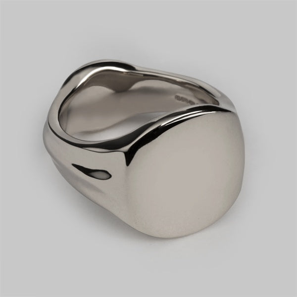 front view of a palladium signet ring