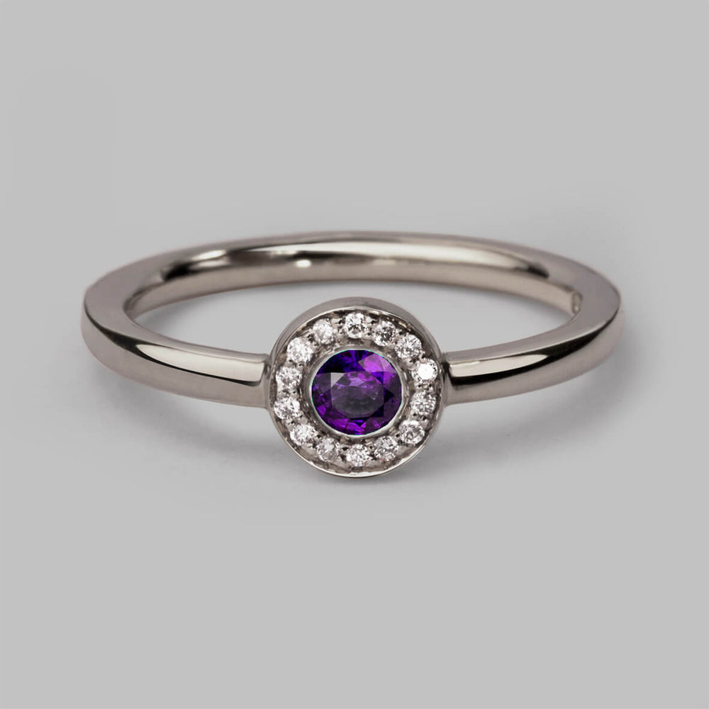 Micro Cluster Solitaire in Palladium with Amethyst & Diamonds, Size L