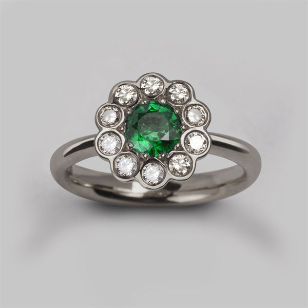 Daisy Cluster Ring in Platinum with Diamond & Emerald, Size M