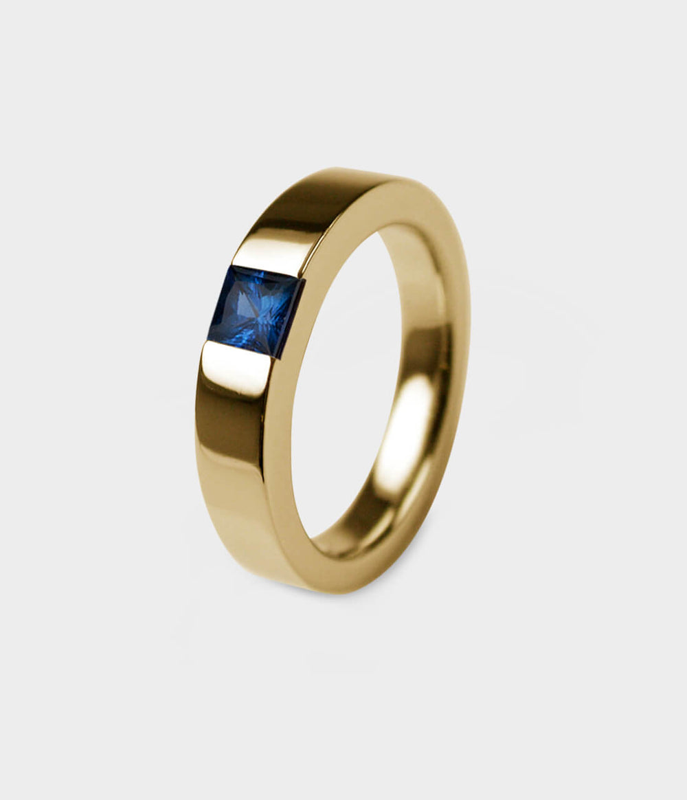 Times Square 4 Women's Ring in 18 Carat Yellow Gold - Custom Option
