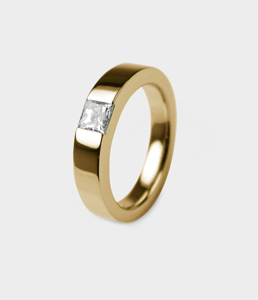 Times Square 4 Women's Ring in 18 Carat Yellow Gold - Custom Option